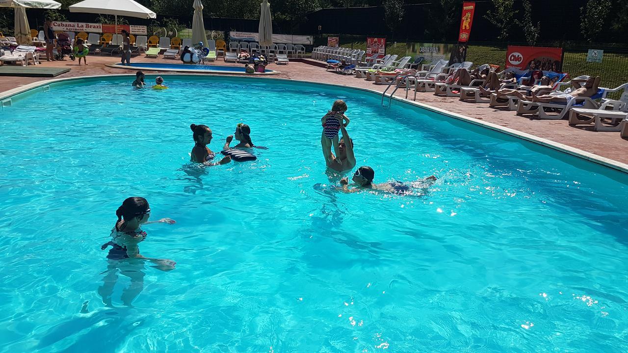 Cabana Pensiune La Brazi Vulcan  Esterno foto